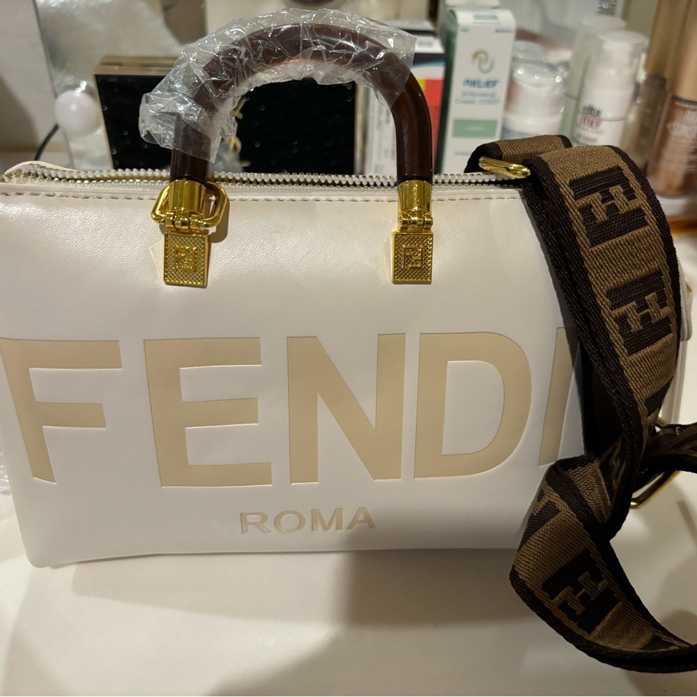 Fashion handbag